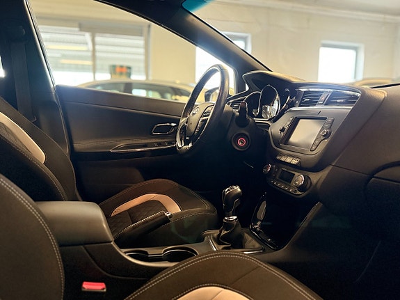 Kia Ceed 12 of 14