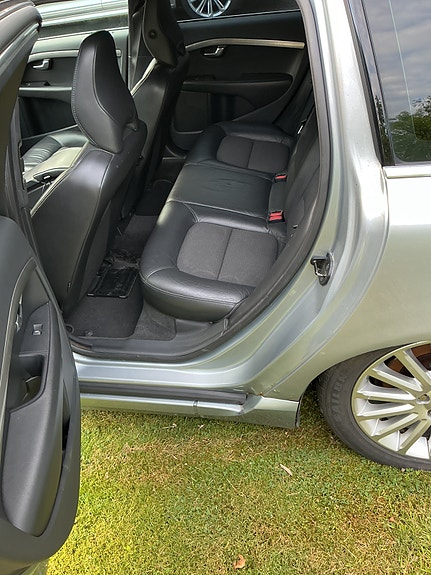 Volvo V70 5 of 5