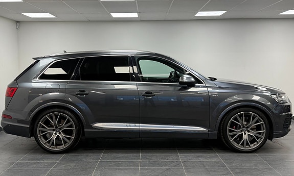 Audi SQ7 5 of 5