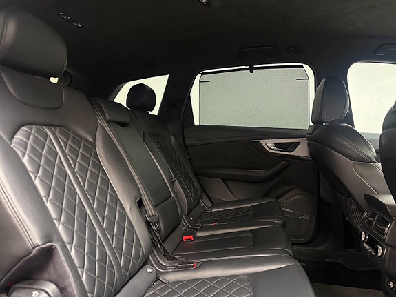 Audi SQ7 15 of 25
