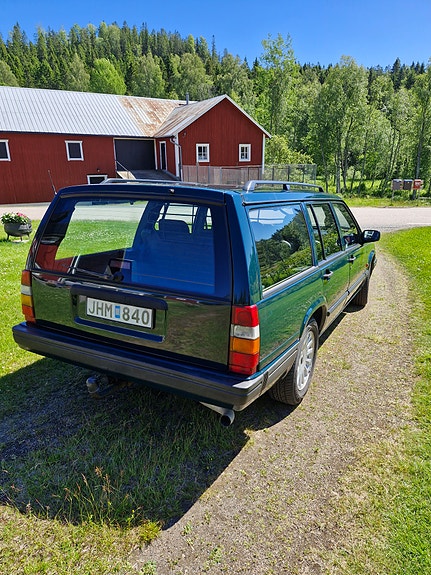 Volvo 940 3 of 5