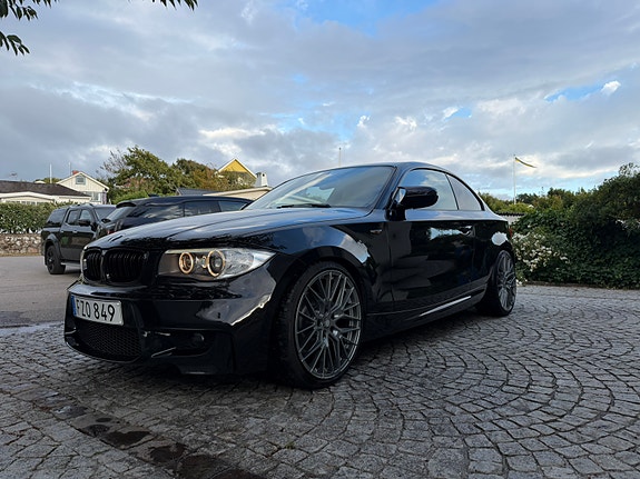 BMW 125i 4 of 5