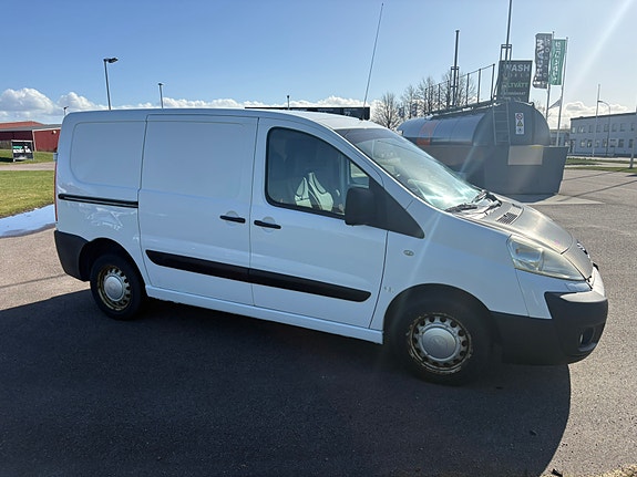Peugeot e-Expert 5 of 5
