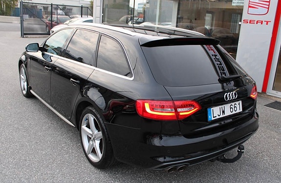 Audi A4 2 of 18