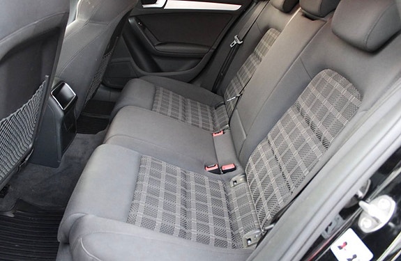 Audi A4 8 of 18