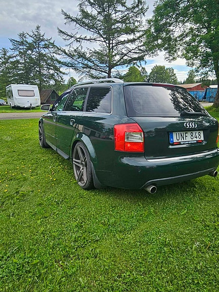 Audi S4 3 of 7