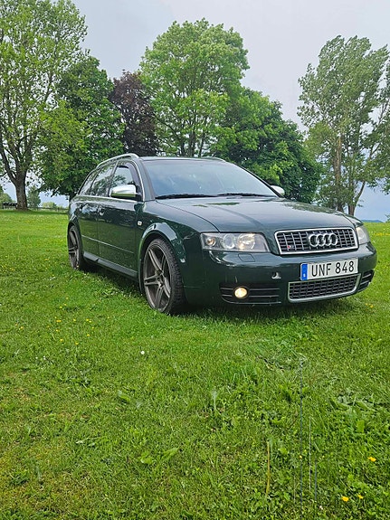 Audi S4 2 of 7