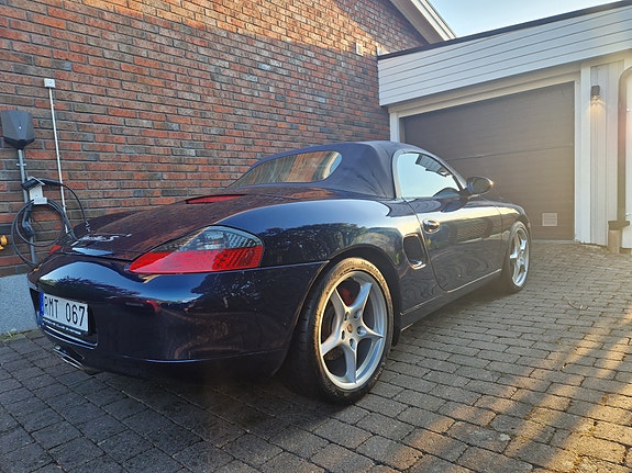 Porsche Boxster S 3 of 5