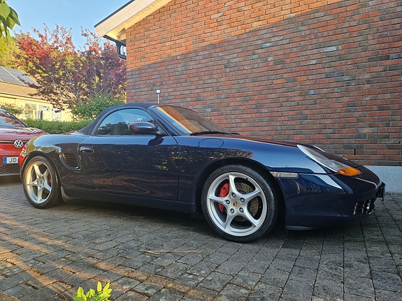 Porsche Boxster S 2 of 5