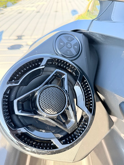 Sea-Doo RXT-X RS 300 Triple Black • Endast 35 h • Uttagen 2023 • BRP Audio 9 of 9
