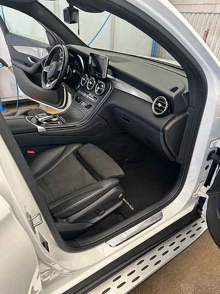 Mercedes-Benz GLC220 d 6 of 8