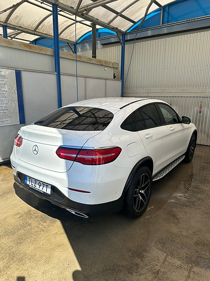 Mercedes-Benz GLC220 d 4 of 5