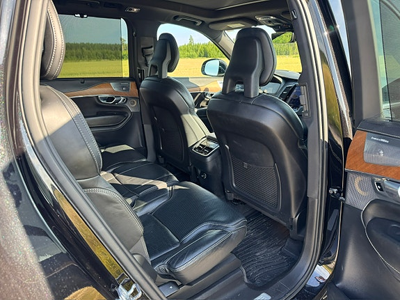 Volvo XC90 9 of 15