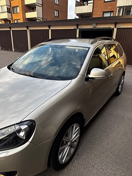 Volkswagen Golf VI 3 of 22