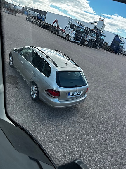 Volkswagen Golf VI 10 of 22