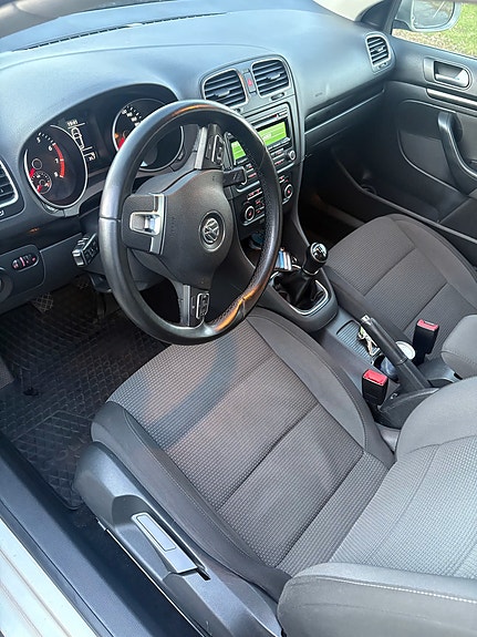 Volkswagen Golf VI 9 of 22