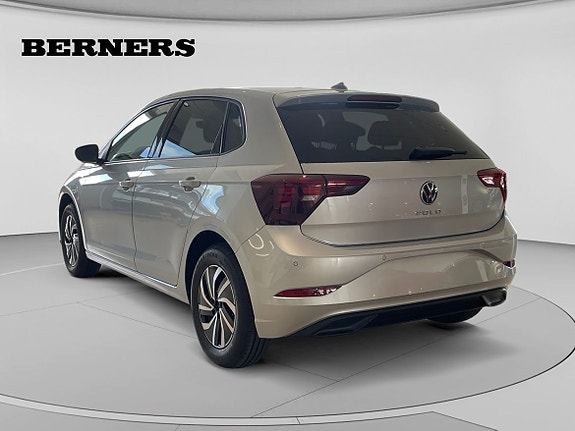 Volkswagen Polo 3 of 16