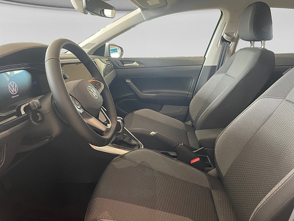 Volkswagen Polo 9 of 16