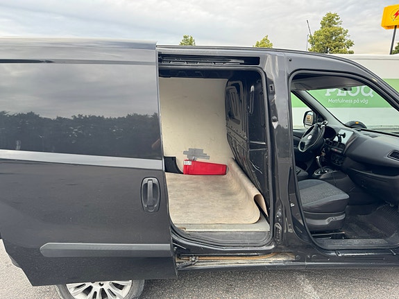 Fiat Doblo 10 of 21