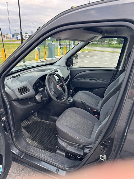Fiat Doblo 16 of 21