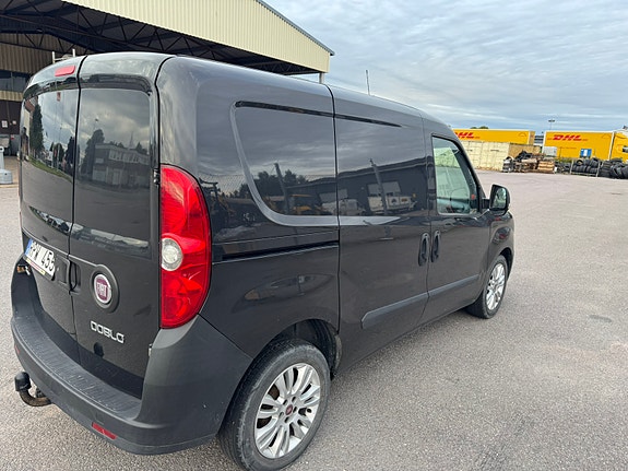 Fiat Doblo 4 of 21