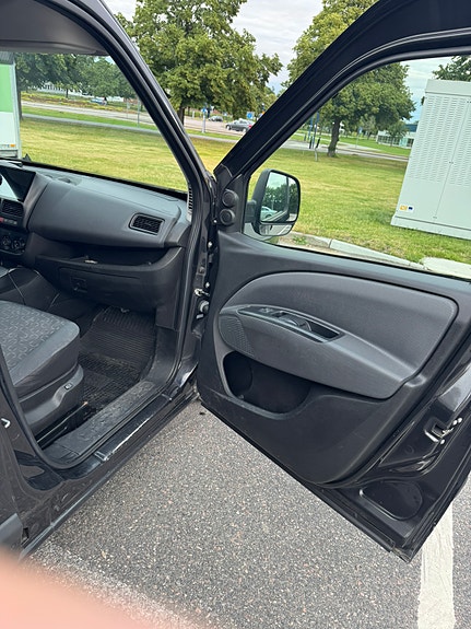 Fiat Doblo 13 of 21