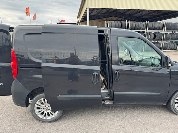 Fiat Doblo 7 of 21