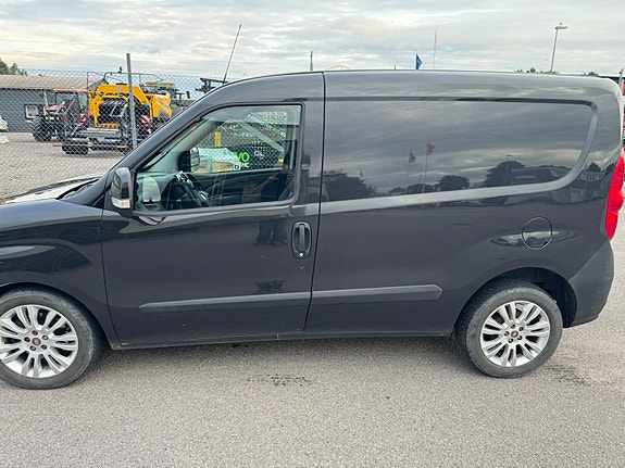 Fiat Doblo 19 of 21