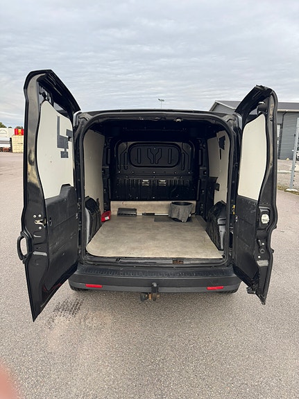 Fiat Doblo 8 of 21