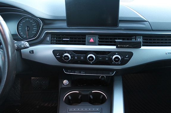 Audi A4 6 of 8