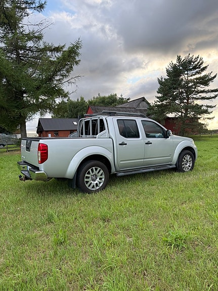 Nissan Navara 3 of 5