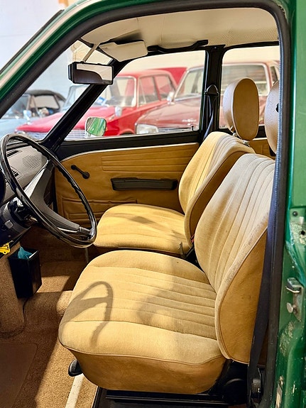 Volkswagen K 70 11 of 16
