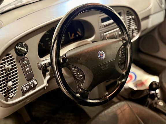 Saab 9-3 15 of 28