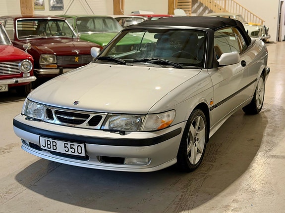 Saab 9-3 2 of 5