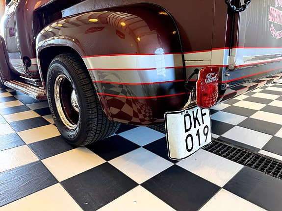 Ford F-100 14 of 30