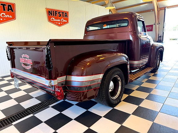 Ford F-100 9 of 30