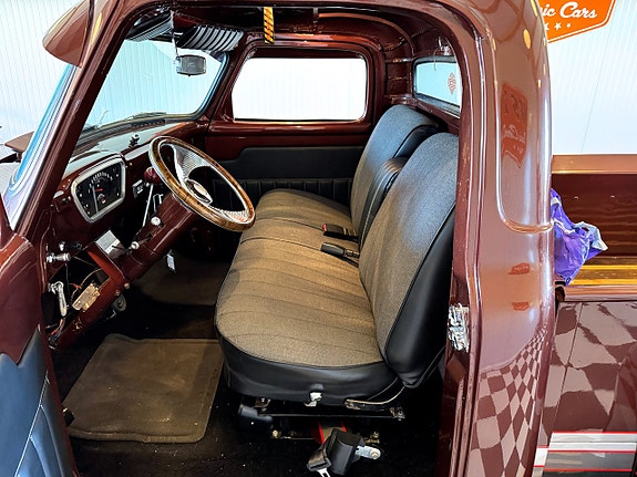 Ford F-100 18 of 30