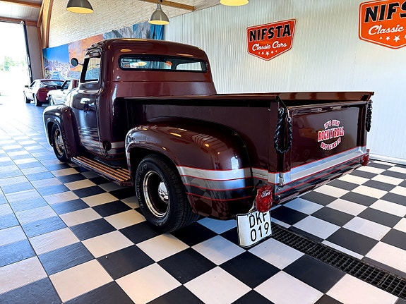 Ford F-100 13 of 30