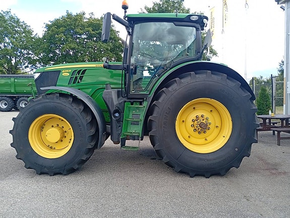John Deere 6215R 5 of 5