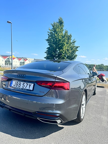 Audi A5 4 of 5
