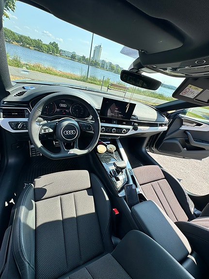 Audi A5 6 of 9