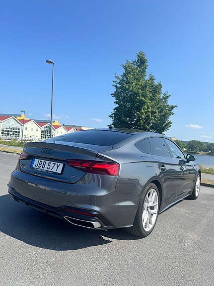 Audi A5 8 of 9