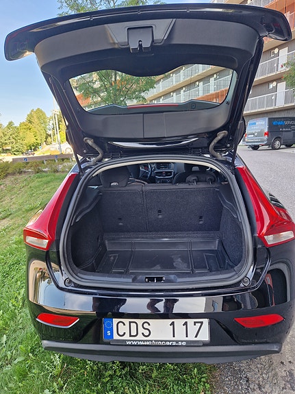 Volvo V40 5 of 5