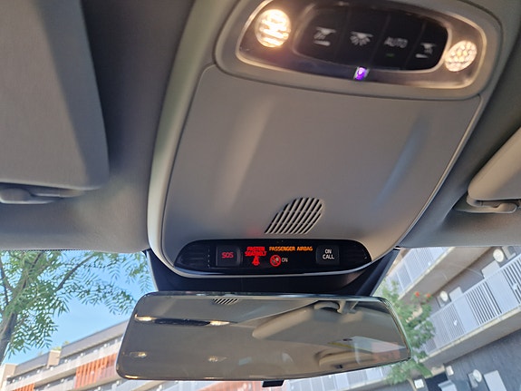 Volvo V40 6 of 11