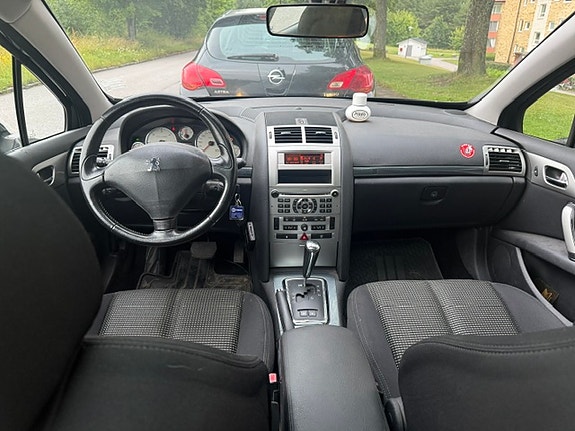 Peugeot 407 11 of 13