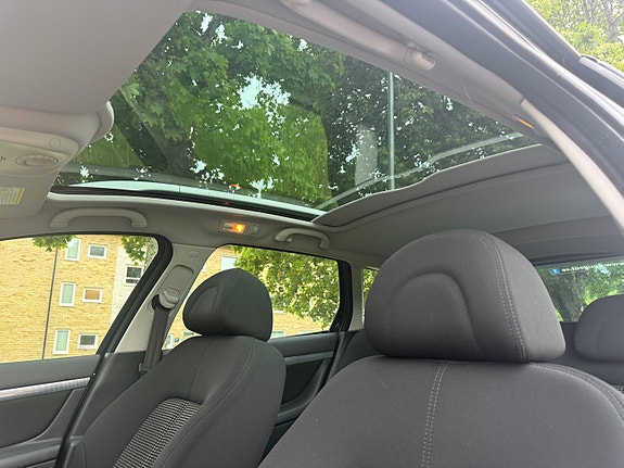 Peugeot 407 10 of 13