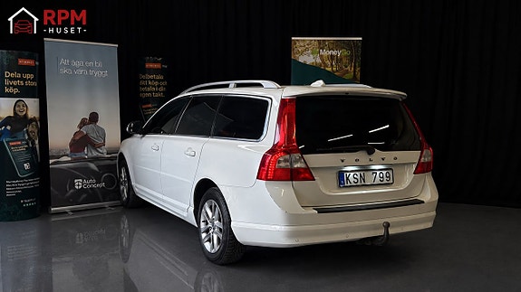 Volvo V70 5 of 5