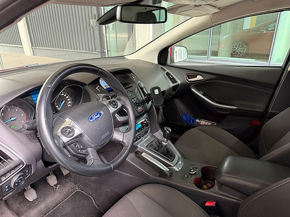 Ford Focus 7 of 8