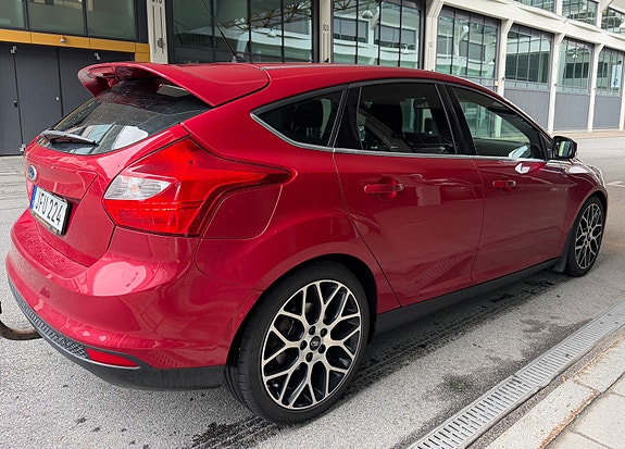 Ford Focus 4 of 8