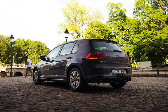 Volkswagen Golf VII 3 of 5